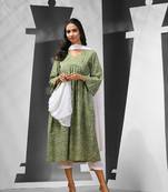 Green cotton suit set with leheriya print