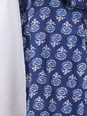 Blue cotton suit set with floral print 4