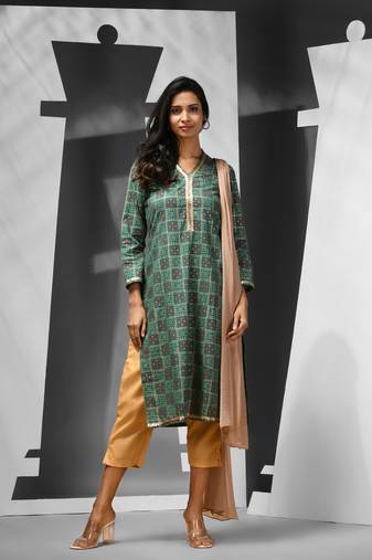 Green cotton blend printed suit set with sequins