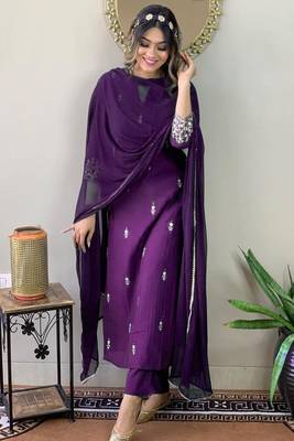 Violet rayon slub thread zari embroidery work kurta pant dupatta set 4