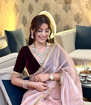 Women Embellished Jimmy Silk Saree 1