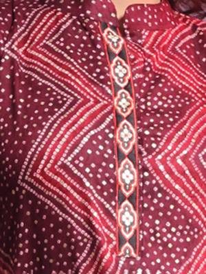 Maroon rayon bandhani printed straight kurta 5