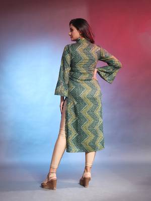 Emerald green rayon bandhani printed straight kurta 4