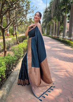 Deep Blue Faux Banarasi Katan Silk Zari Woven Saree 2