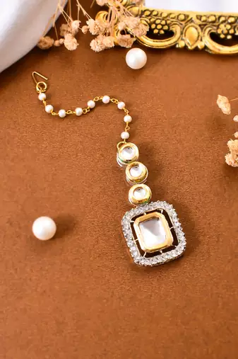 Traditional cz kundan & pearl matha tikka