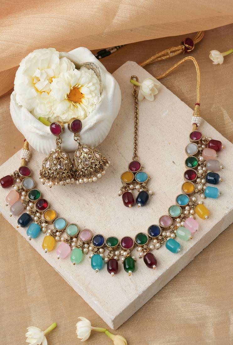Multicoloured Jewelry Set With Jhumka
