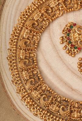 Gold Plated Jewelry Set With Laxmi 4