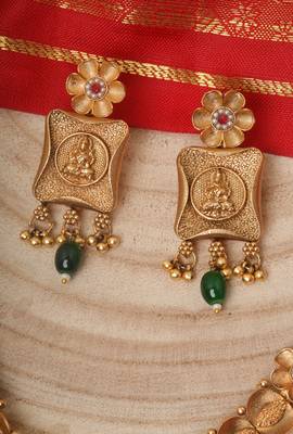 Gold Plated Laxmi Motif Jewelry Set 3
