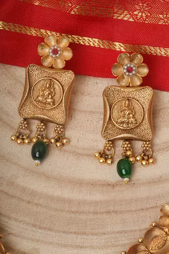 Gold Plated Laxmi Motif Jewelry Set