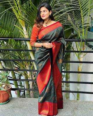 Multy Color Woven silk Saree With Blouse 2