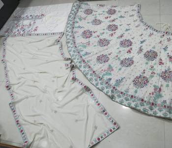 Cream Georgette Thread Embroidered Sleeveless Lehenga Choli With Net Dupatta 14