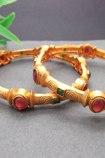  gold plated traditional set of 2 bangle