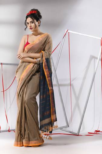 Ecru cotton saree with stripes zari pallu