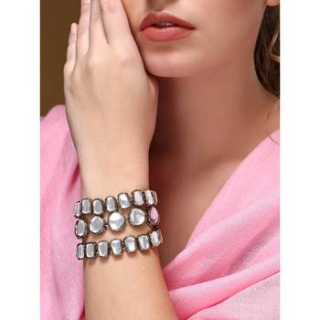 Kundan beaded chain bracelet 4