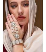 Bridal hand harness with kundan stones by leshya