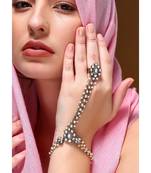 Bridal hand harness with kundan stones by leshya