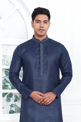 Men's blue embroidered kurta pajama 3