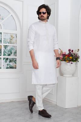 Men's off white embroidered kurta pajama 2