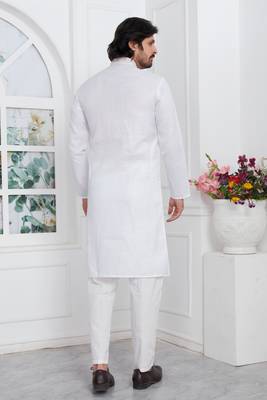 Men's off white embroidered kurta pajama 4