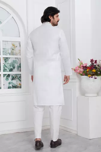Men's off white embroidered kurta pajama