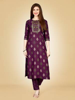 Women's purple heavy rayon 14 kgs embroidery kurti with pant 1