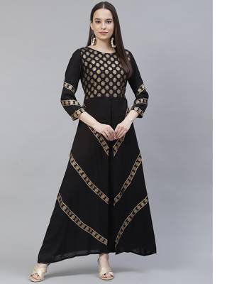 Black a-line slit kurta with pants 5