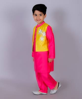Pink kurta pyjama with jacket set 2