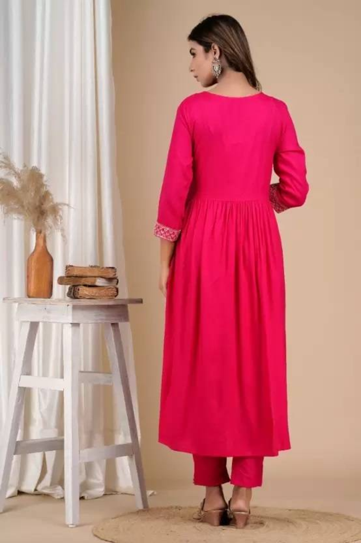 Women Embroidered Rayon Kurti With Pant & Dupatta Set