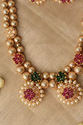 Gilded Circles Gold Necklace Set