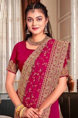 Magenta Zarkan Coding Embroidery Work Georgette Saree 2