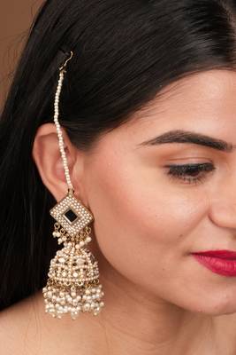 pearl Earrings 1
