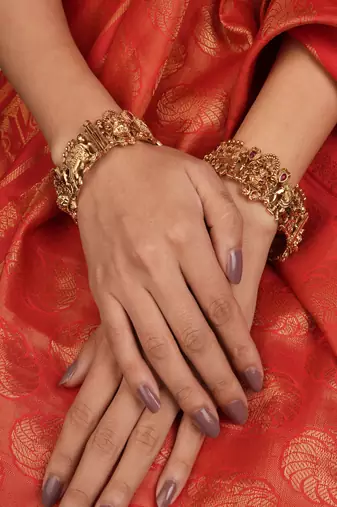 Traditional Gold Plated Elephant Carved Bangles with Motif