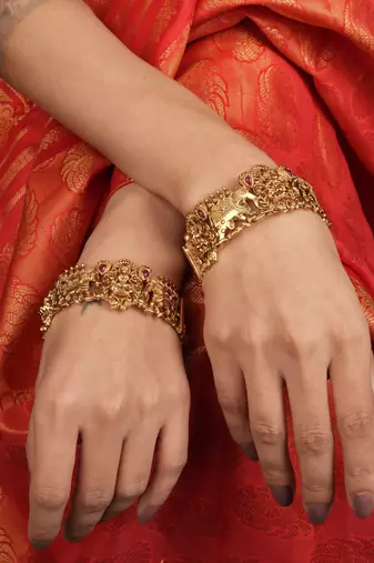 Traditional Gold Plated Elephant Carved Bangles with Motif