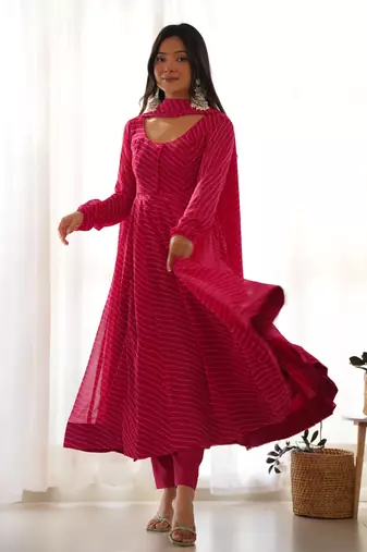 Fox Georgette Laheriya Print Fabric Fully Flair Anarkali Kurti, Dupatta And Pent