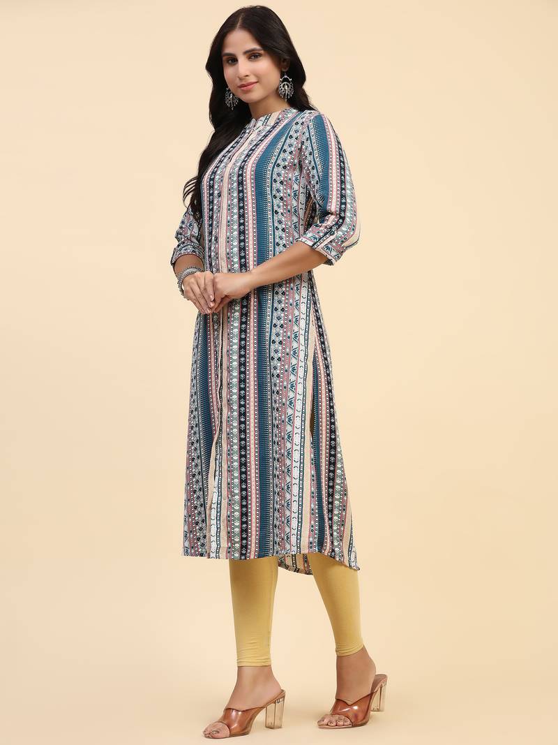 HollyHock casual kurti with 3/4 Sleeves and striped Pattern (Pure Crepe Fabric)