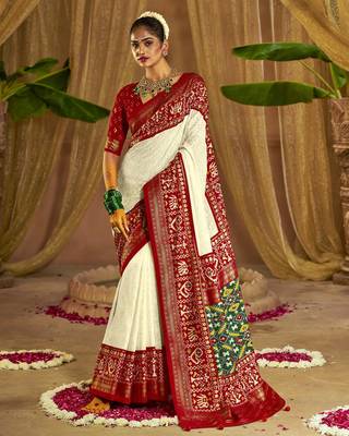 Off White Premium Georgette Chikankari Lucknowi Embroidered Saree With Un-Stitched Blouse 1