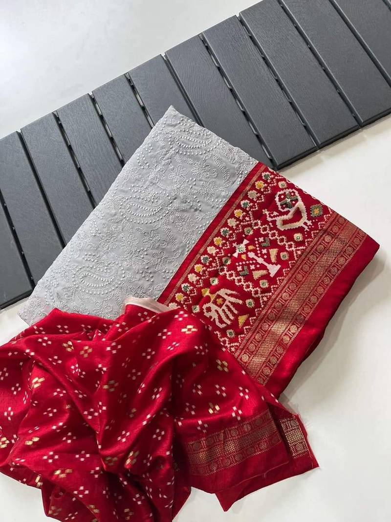 Grey Colour Premium Georgette Chikankari Lucknowi Embroidered Saree With Un-Stitched Blouse