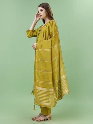 Trendy designer festive collection mehndi color viscose fabric mirror and khatli work kurta set with  dupatta 3