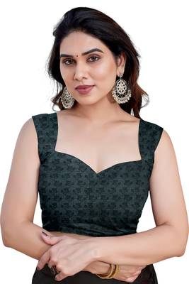 Black Chiffon Floral Print Saree With Unstitched Blouse Piece 5