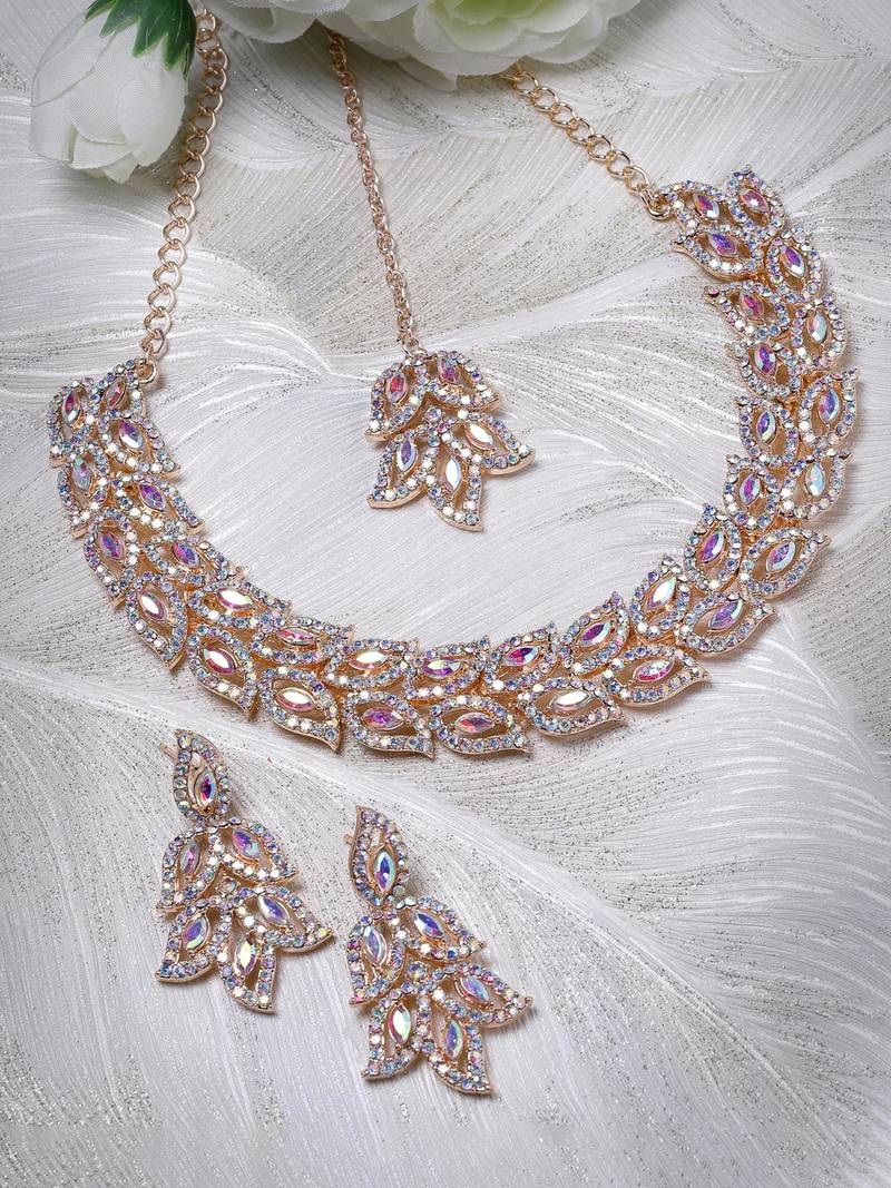 Rose gold plated rainbow stone collar bone necklace set with earring & maangtika jewellery set for women (ns105599)