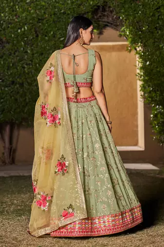 PISTA YELLOW SEQUINS THREAD & ZARI EMBROIDERED GEORGETTE DESIGNER WEDDING & PARTY WEAR FESTIVAL SEMI STITCHED LEHENGA