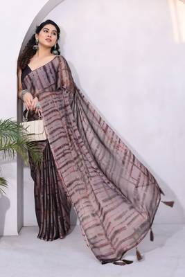 Dusty Rose Pink Chiffon Shibori Print/Dyed Print /Tassels Saree With Unstitched Blouse Piece 2