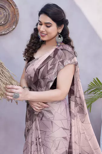 Light Dusty Pink Chiffon Geometric Print Saree With Unstitched Blouse Piece