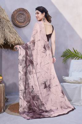 Light Dusty Pink Chiffon Geometric Print Saree With Unstitched Blouse Piece 4