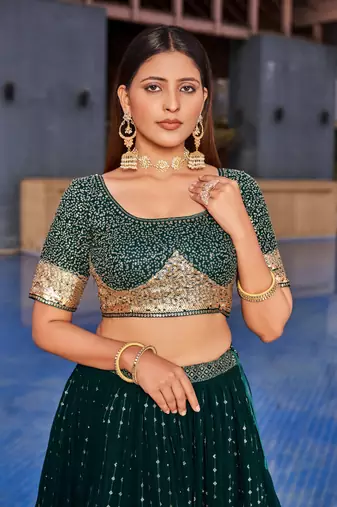 GREEN SEQUINS THREAD & ZARI EMBROIDERED GEORGETTE DESIGNER WEDDING & PARTY WEAR FESTIVAL SEMI STITCHED LEHENGA