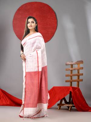 White cotton soft saree with checked box designs 2