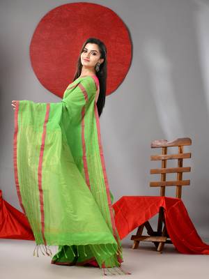 Parrot green cotton soft saree with checked box border 2