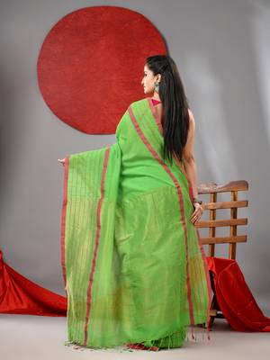 Parrot green cotton soft saree with checked box border 3