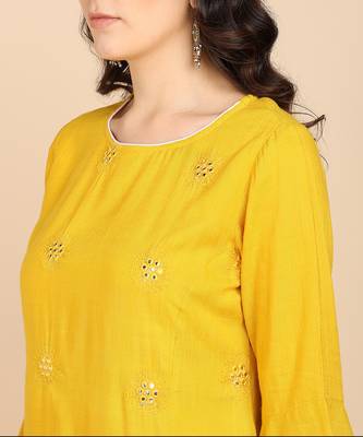 Vahson women pure cotton kurta pant set yellow 3
