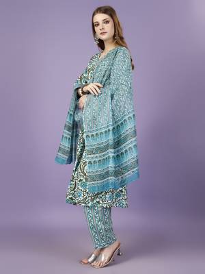 Trendy designer viscose rayon fabric printed kurta set with dupatta 3